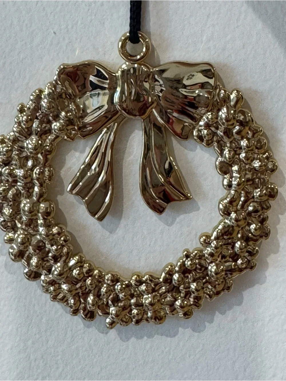 Gold Tone Ribbon Christmas Wreath Metal Ornament Karen Blixens Jul Elegant